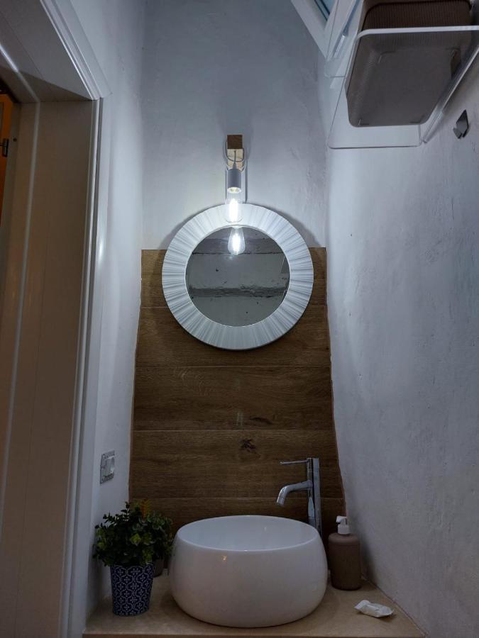 Corte Petricore Apartment Тавиано Екстериор снимка