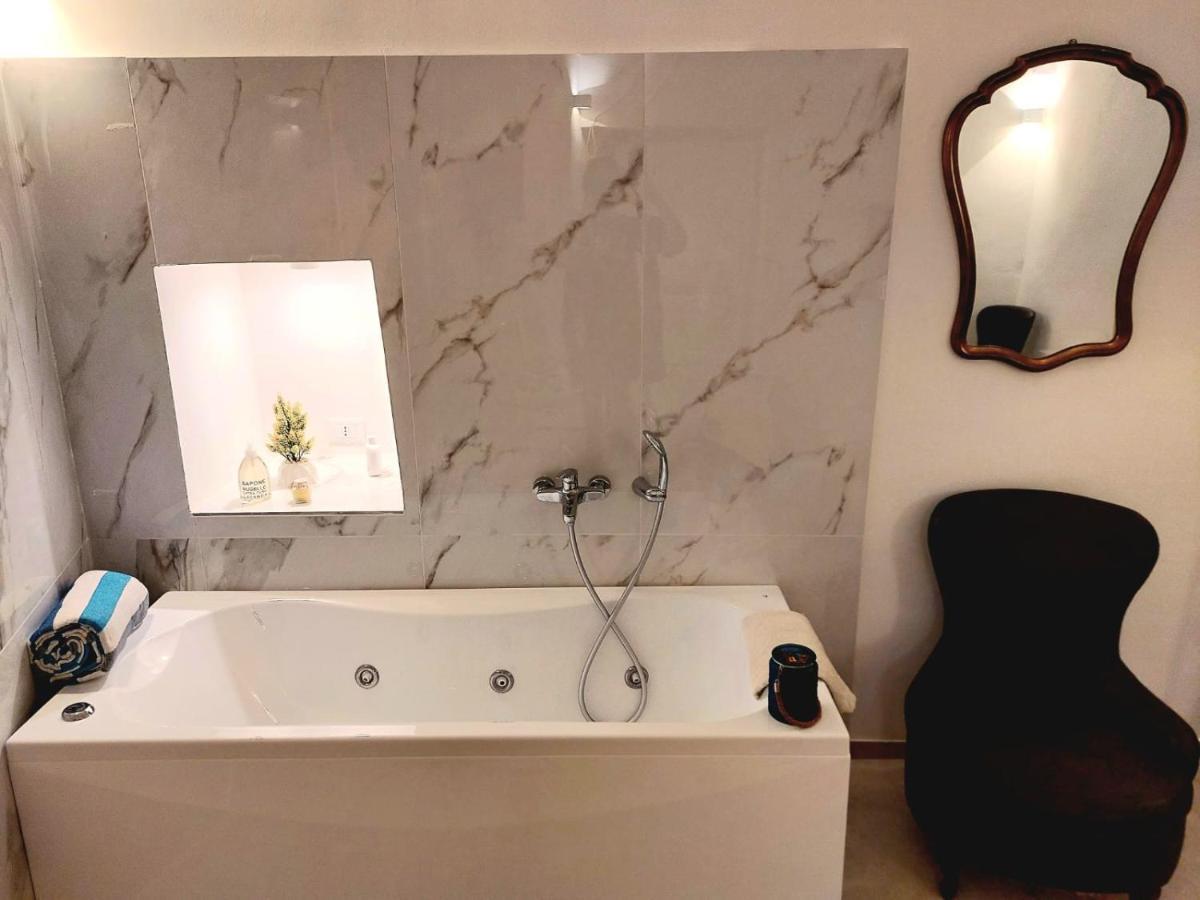 Corte Petricore Apartment Тавиано Екстериор снимка